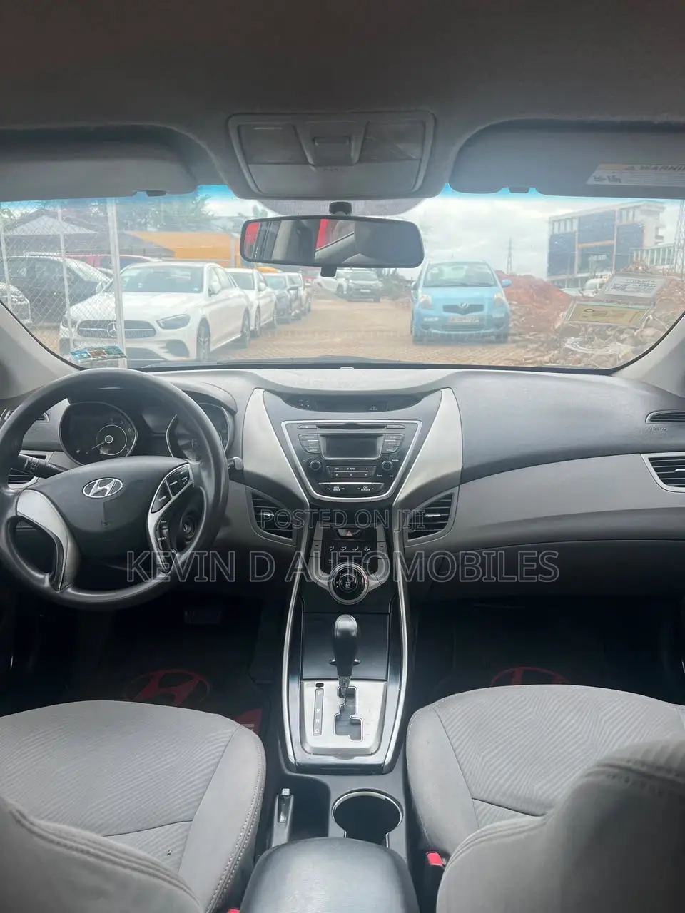 Hyundai Elantra GLS Sedan FWD (1.8L 4cyl 6M) 2013 Black