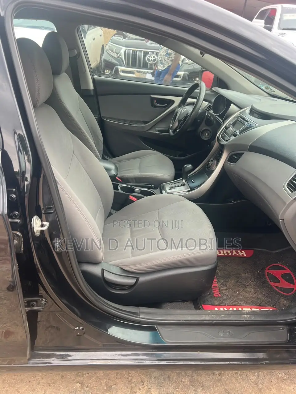 Hyundai Elantra GLS Sedan FWD (1.8L 4cyl 6M) 2013 Black