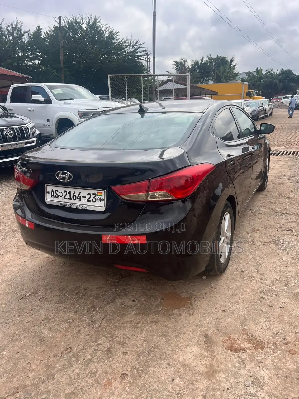 Hyundai Elantra GLS Sedan FWD (1.8L 4cyl 6M) 2013 Black