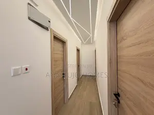 3bdrm Apartment in Lincoln School Area for sale