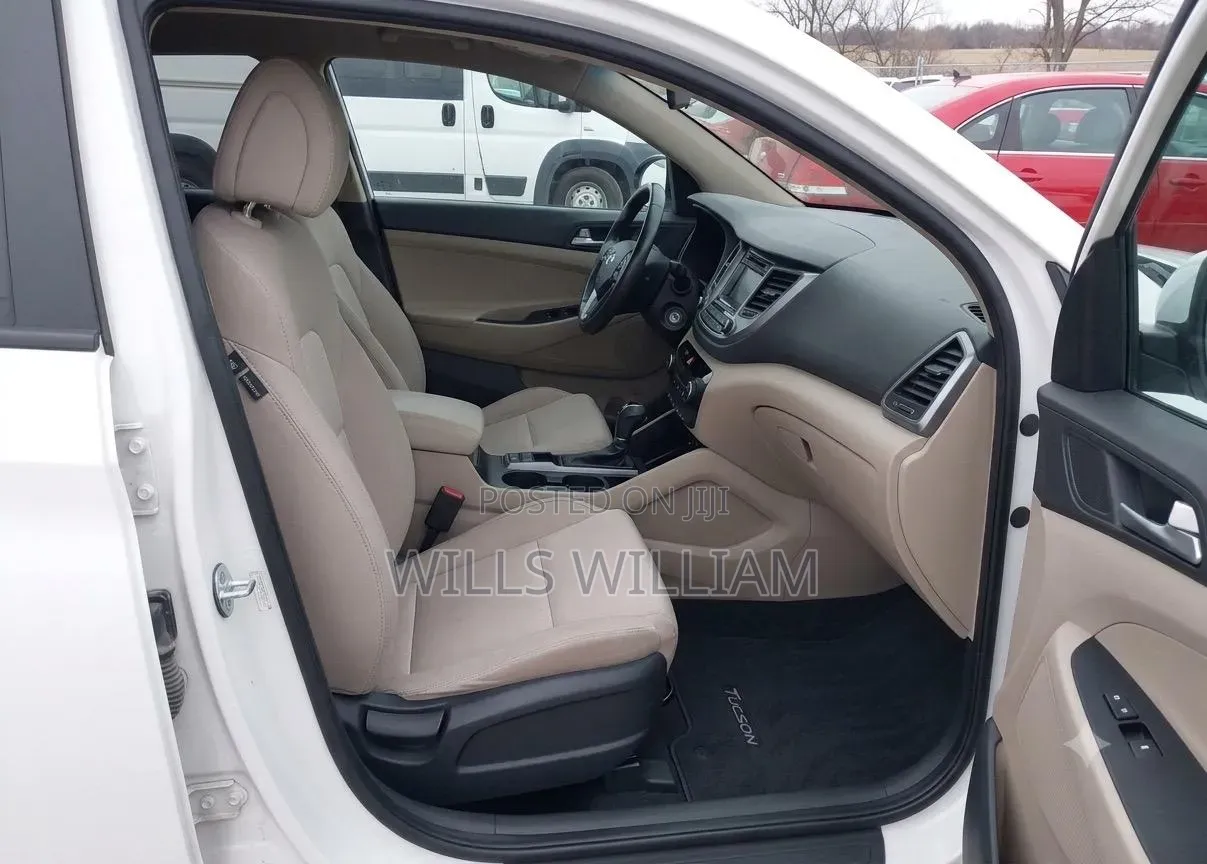 Hyundai Tucson 2016 White