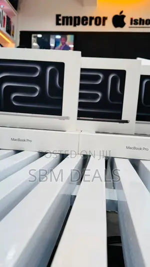 New Laptop Apple MacBook Pro 2025 M5 16GB Apple M5 SSD 1T