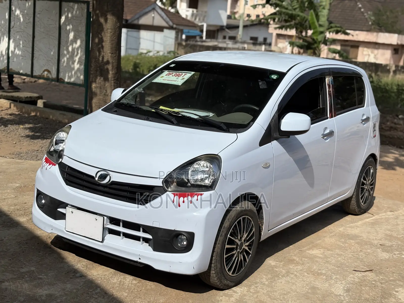 Daihatsu Mira 2016