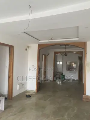 2bdrm Apartment in Kokomlemle for rent