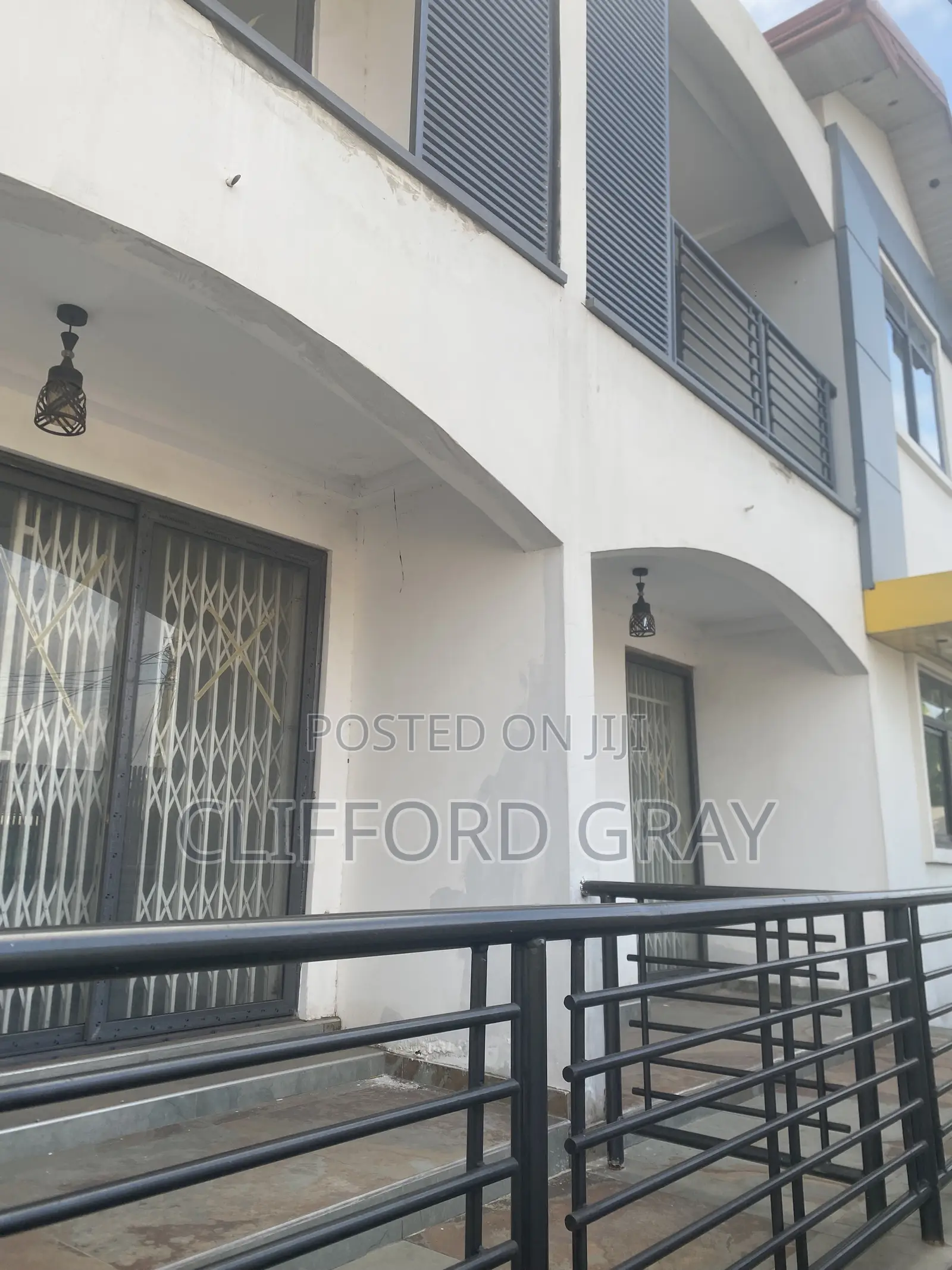2bdrm Apartment in Kokomlemle for rent