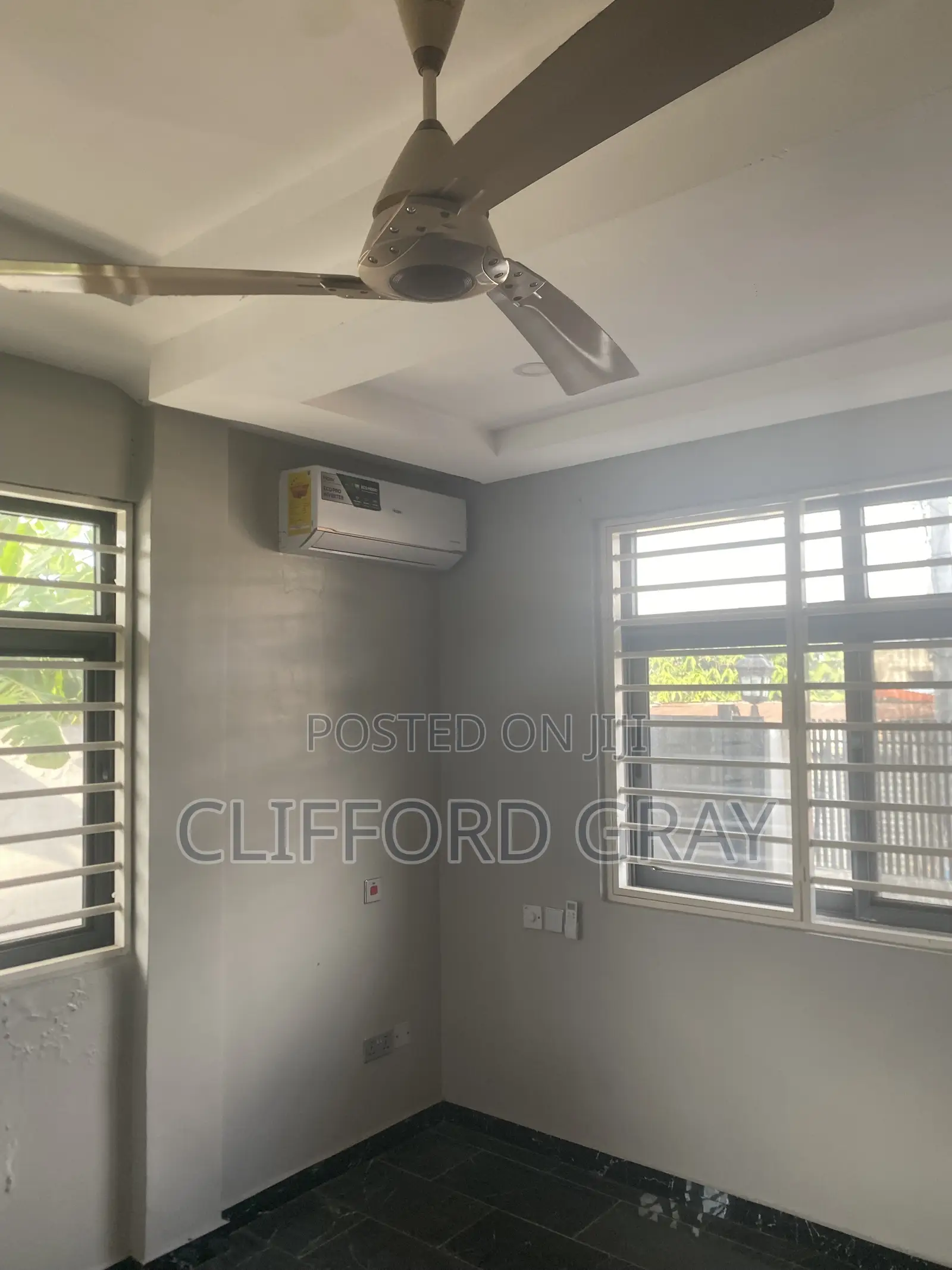 2bdrm Apartment in Kokomlemle for rent