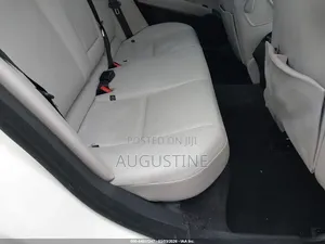Mercedes-Benz C250 2014 White