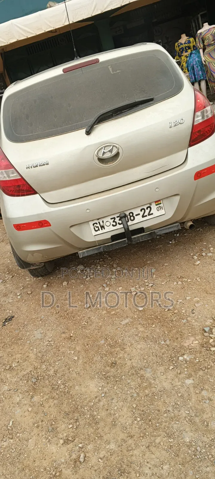 Hyundai i20 2011 Gold