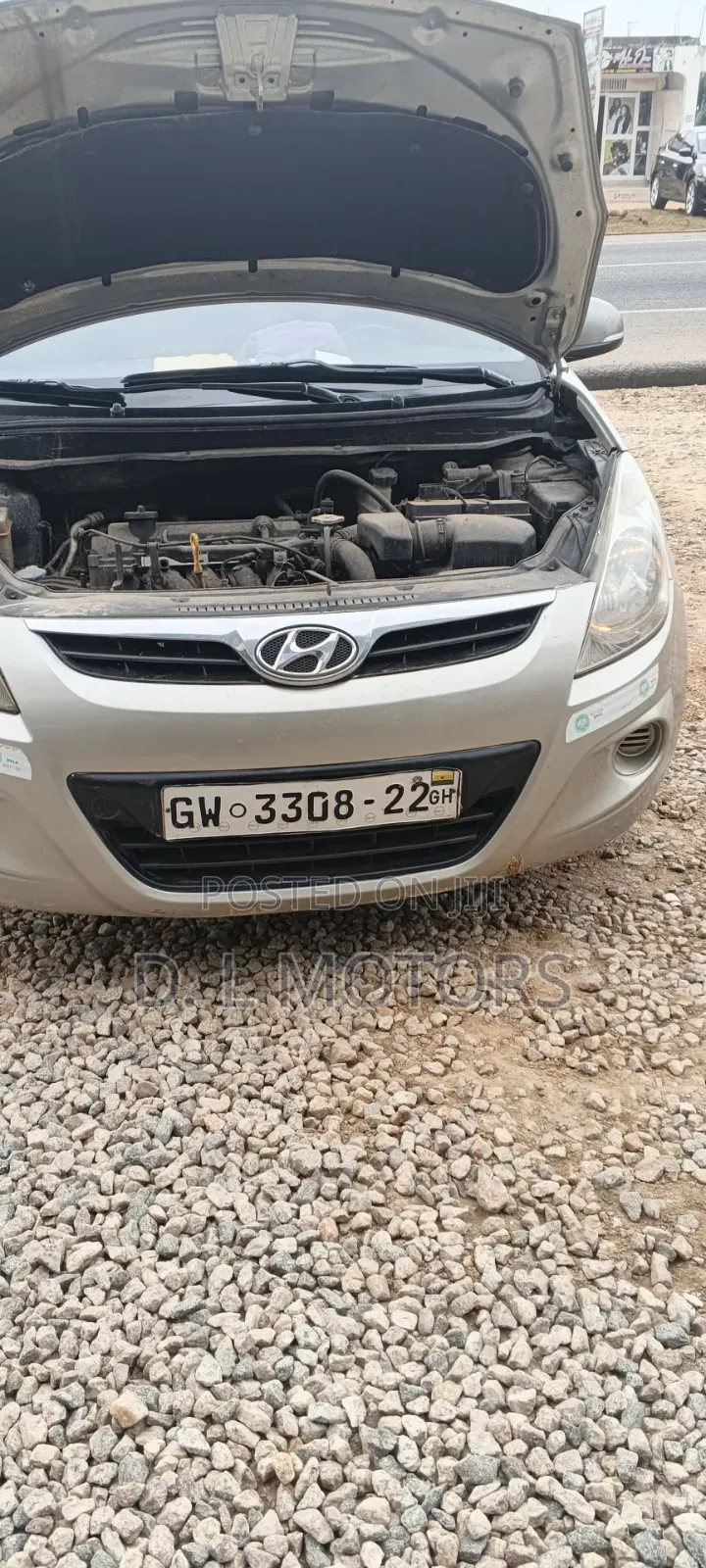 Hyundai i20 2011 Gold
