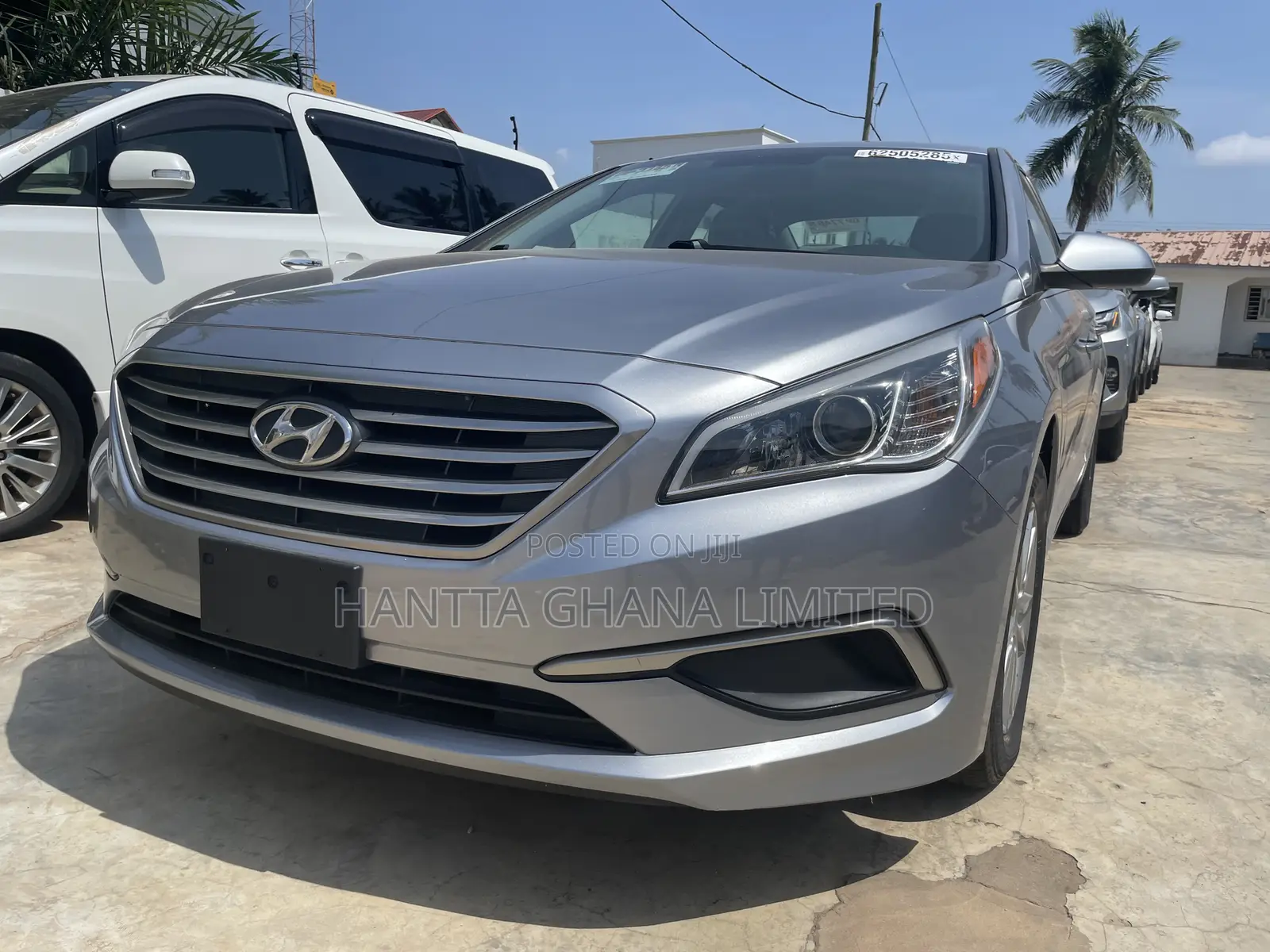 Hyundai Sonata Base Sedan FWD (2.4L 4cyl 6A) 2017 Gray