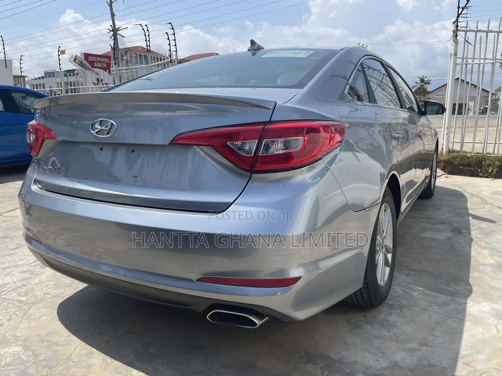 Hyundai Sonata Base Sedan FWD (2.4L 4cyl 6A) 2017 Gray