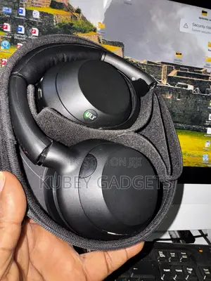 Sony ULTRA Headset