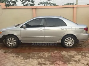 Toyota Corolla 2024 Silver