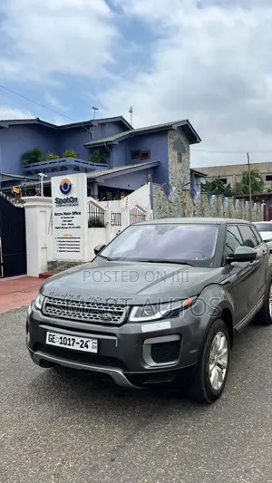 Land Rover Range Rover Evoque SE 4x4 5-Door 2019 Gray