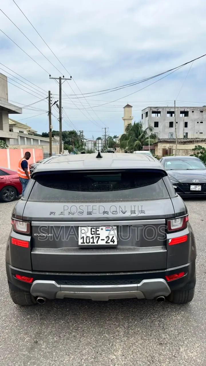 Land Rover Range Rover Evoque SE 4x4 5-Door 2019 Gray