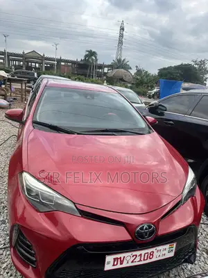 Toyota Corolla SE (1.8L 4cyl 2A) 2018 Red