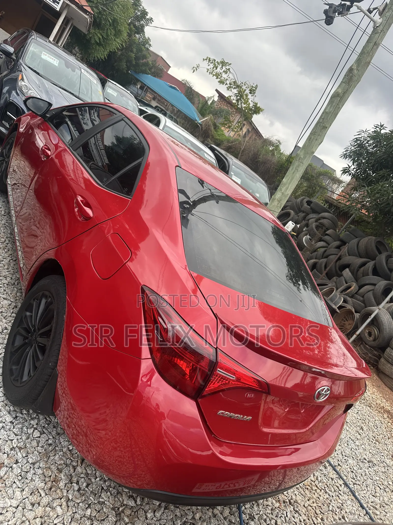 Toyota Corolla SE (1.8L 4cyl 2A) 2018 Red