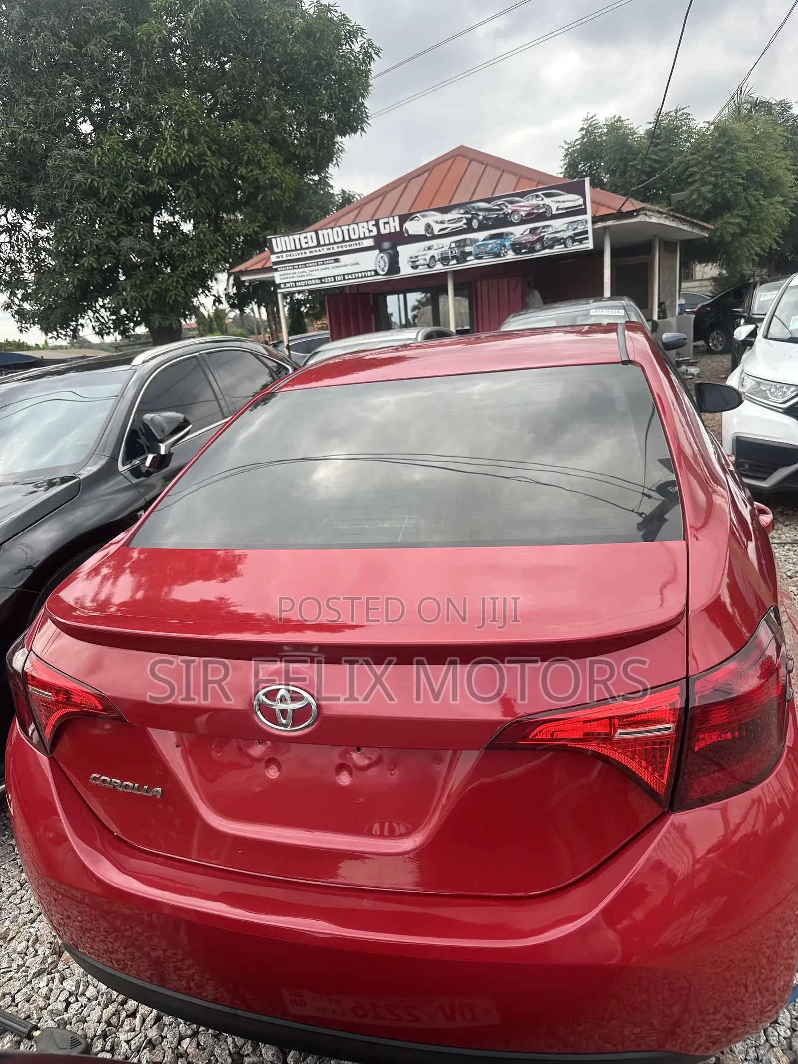 Toyota Corolla SE (1.8L 4cyl 2A) 2018 Red