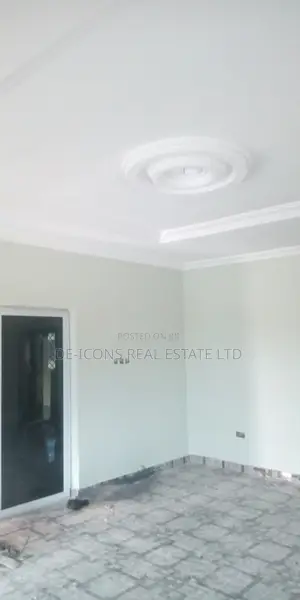 3bdrm House in De-Icons Real Estate, Awutu Senya East Municipal