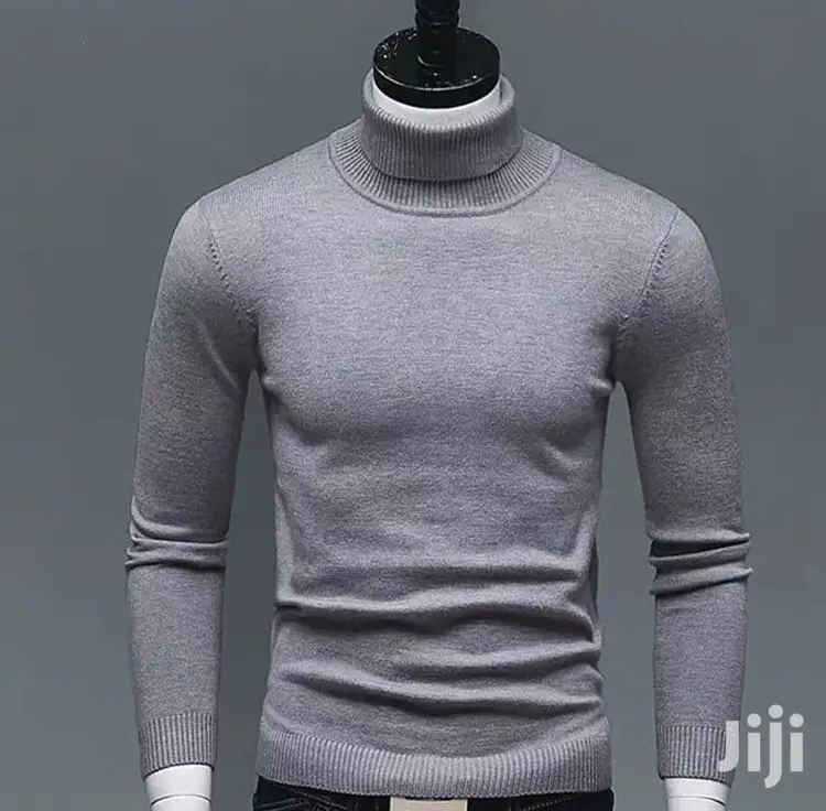 Milky Turtle Neck Top
