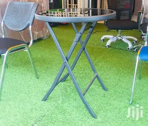 Foldable Round Table