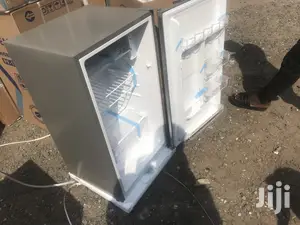 (90litres) Pearl Table Top Fridge Pf-11t