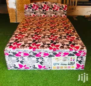 Double Bed-inbuilt