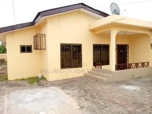 3bdrm House in Community 20 Estate, Spintex for rent