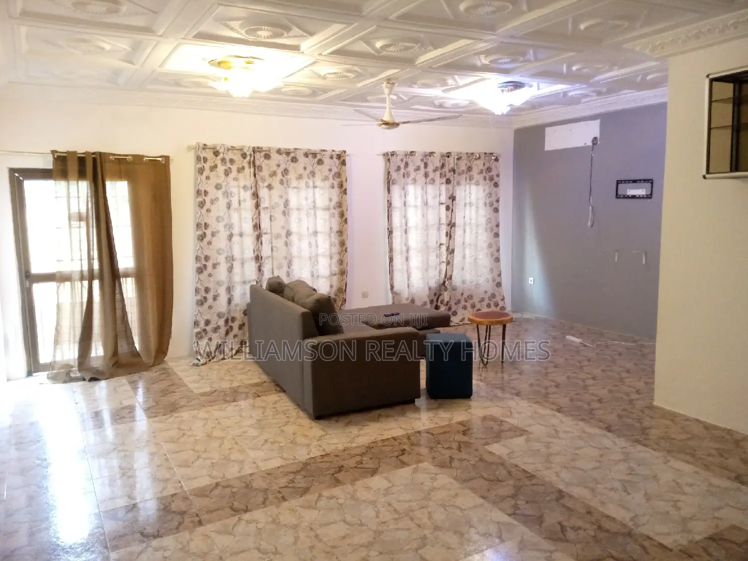 3bdrm House in Community 20 Estate, Spintex for rent