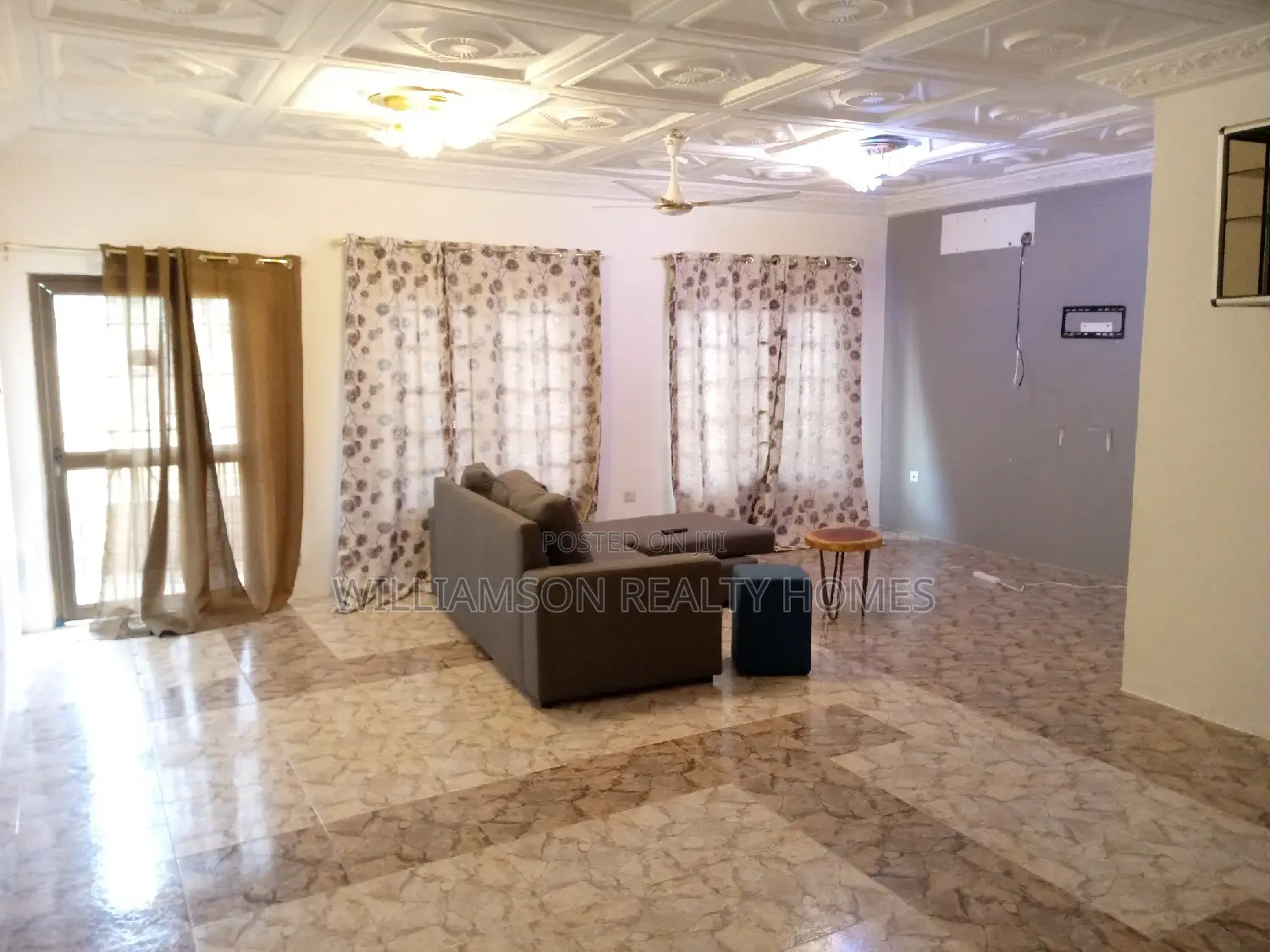 3bdrm House in Community 20 Estate, Spintex for rent