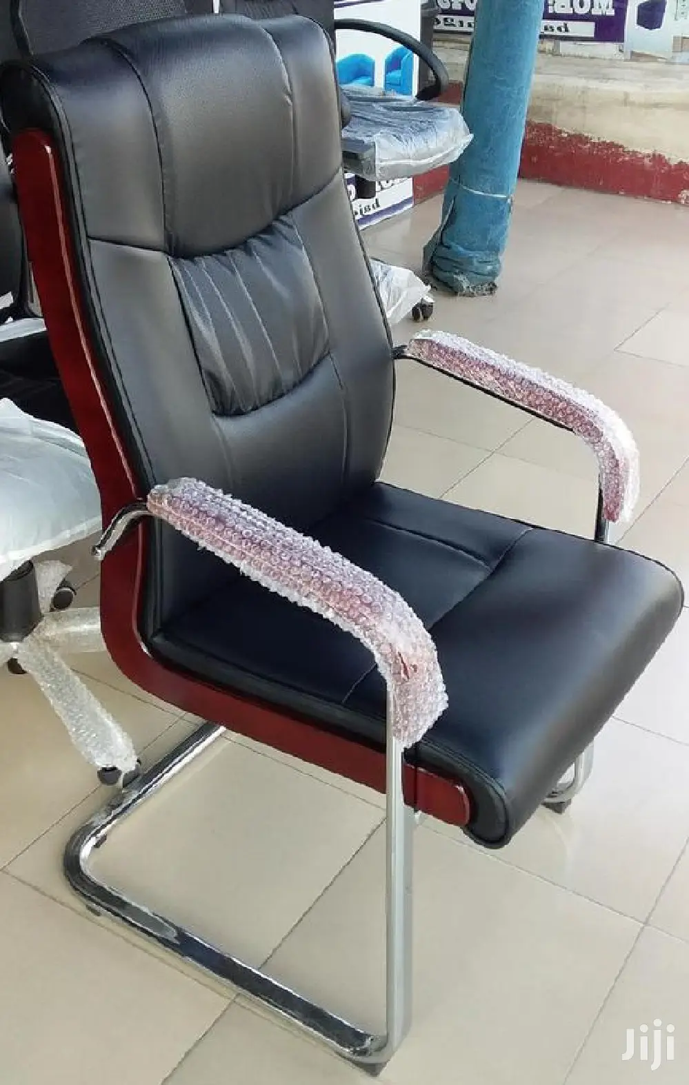 Visitors Chair
