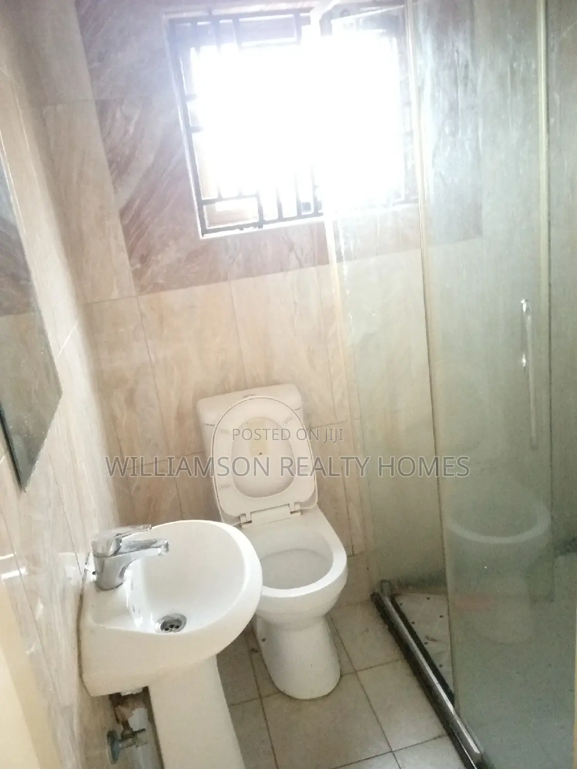 4bdrm House in Hfc Estate, Spintex for rent