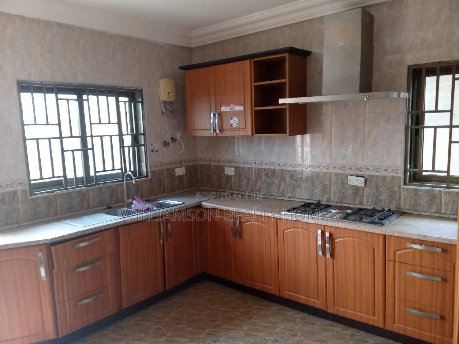 4bdrm House in Hfc Estate, Spintex for rent