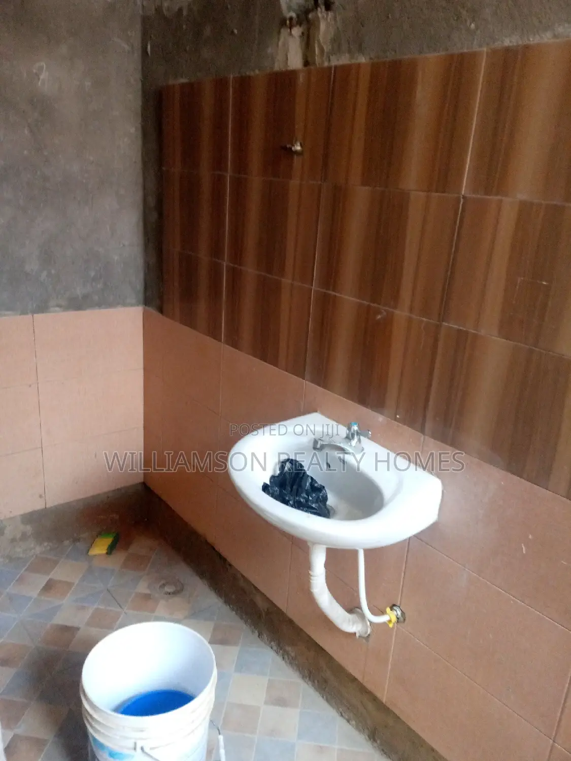 2bdrm Apartment in Regimanuel Estate, Spintex for rent