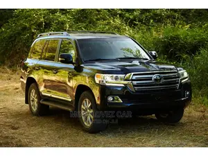 Toyota Landcruisers V8 for Rent With a Driver in Ghana?