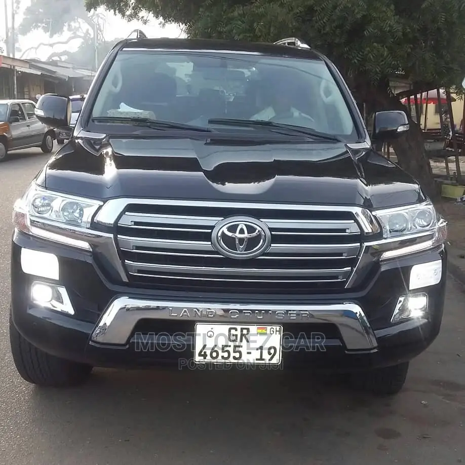 Toyota Landcruisers V8 for Rent With a Driver in Ghana?