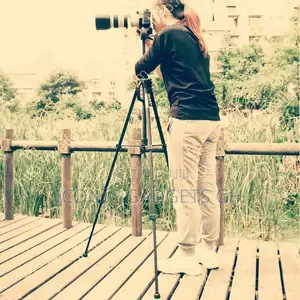 Professional Portable Aluminum Alloy Tripod Max Load 3kg