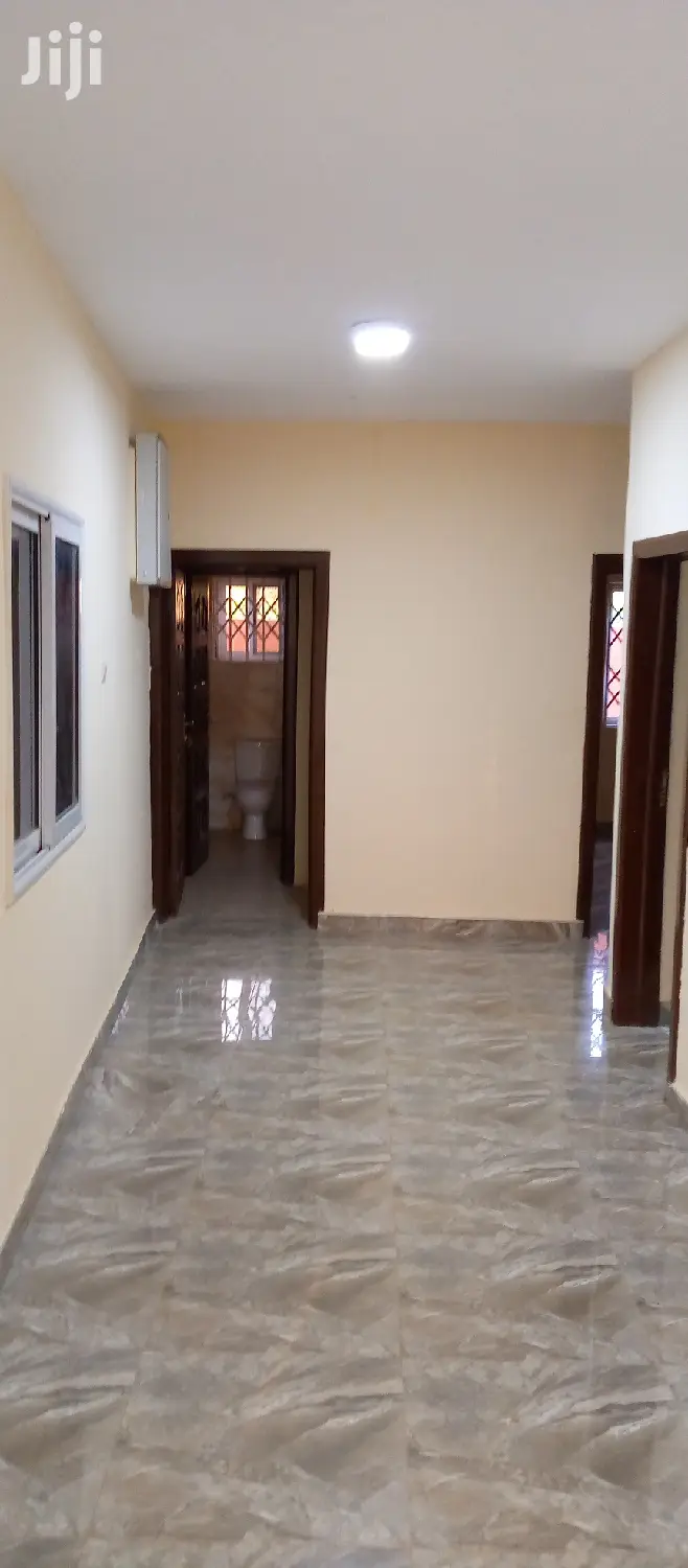 4bdrm Apartment in Ga East Municipal for rent