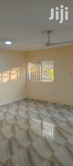4bdrm Apartment in Ga East Municipal for rent