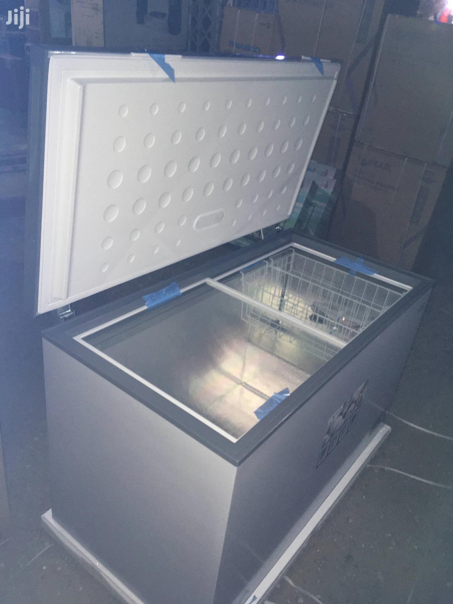 Latest Sliding Glass Pearl 380L Chest Freezer PCF460 in Adabraka