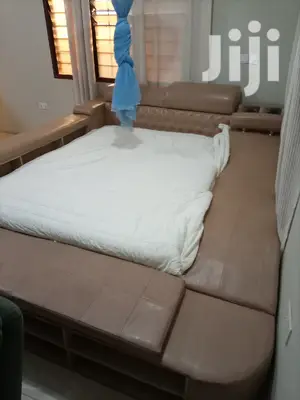 Great Bed With Mattress. Luxurious 
