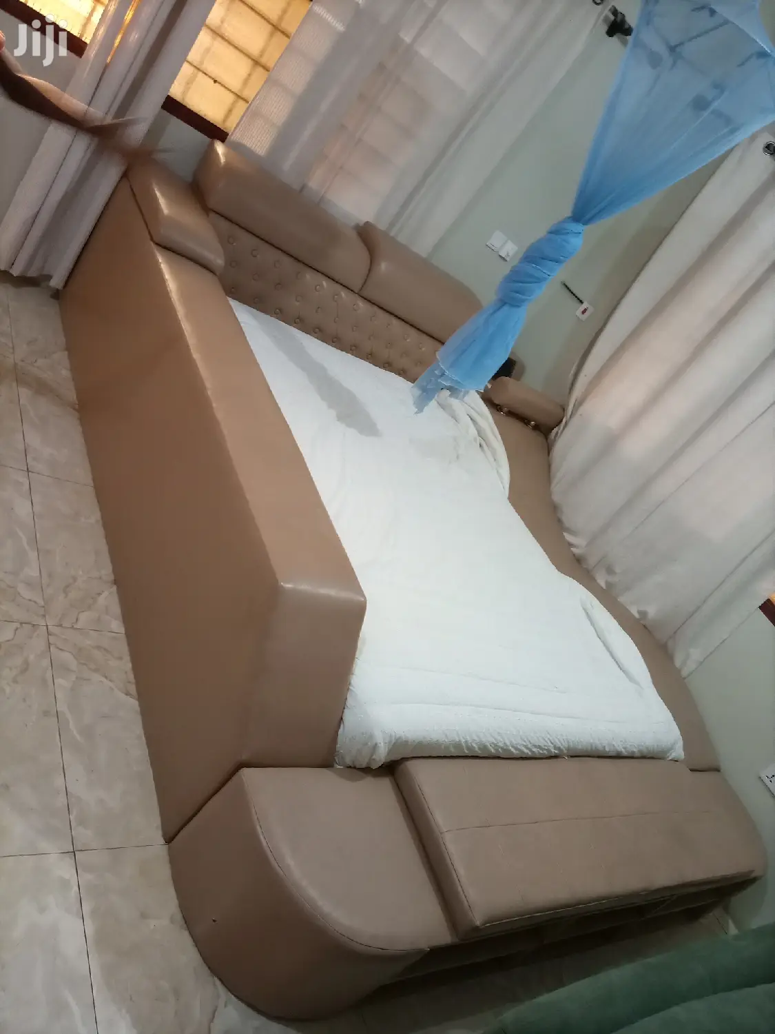Great Bed With Mattress. Luxurious 
