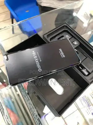 New Samsung Galaxy S10 Plus 128 GB Black