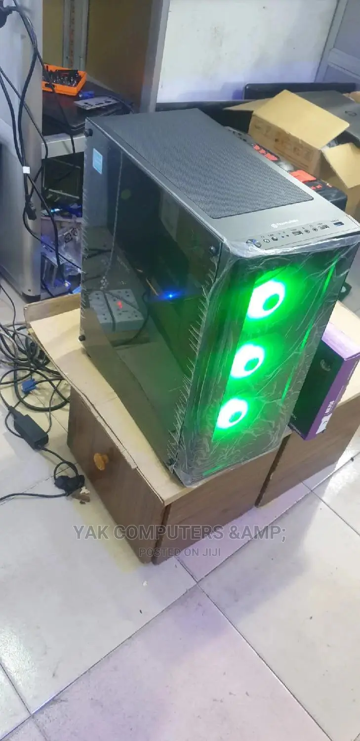 New Desktop Computer MSI Nightblade B85C 16GB Intel Core i7 SSD 1T