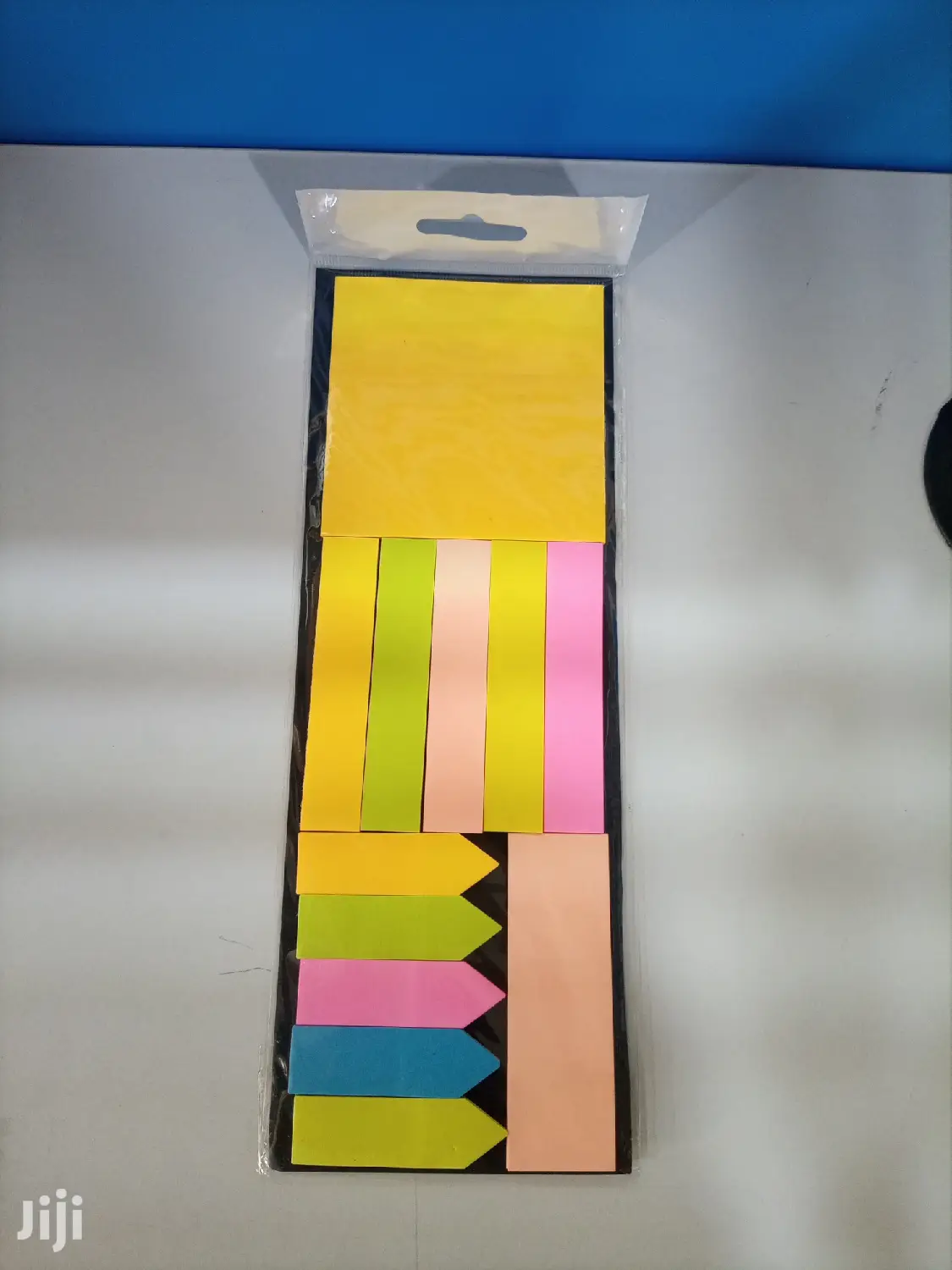 Different Sizes Sticky Notes