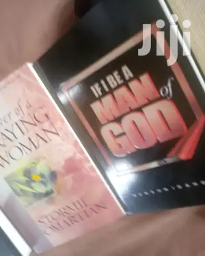 New Christian Books, Bibles And Hynm Nooks