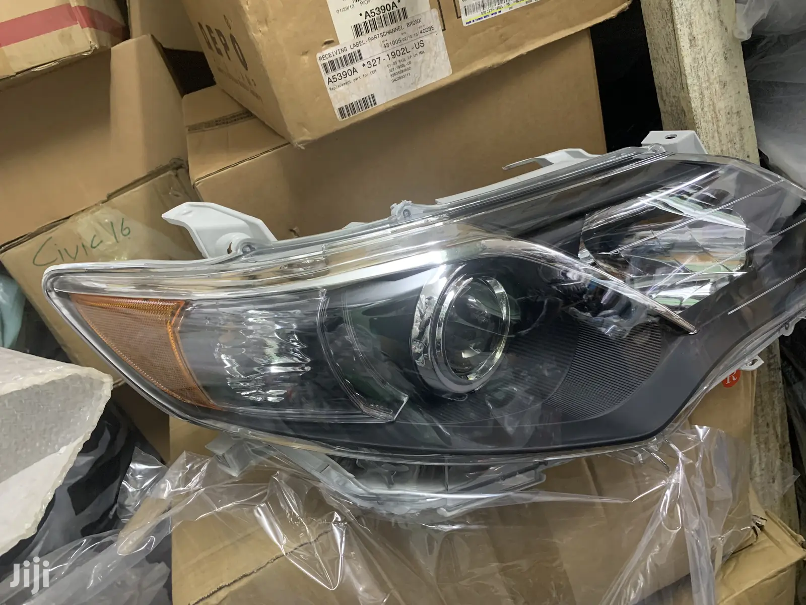 Toyota Camry (Spider) Head Lamp