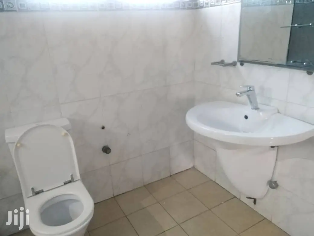 5bdrm House in Ga East Municipal for rent