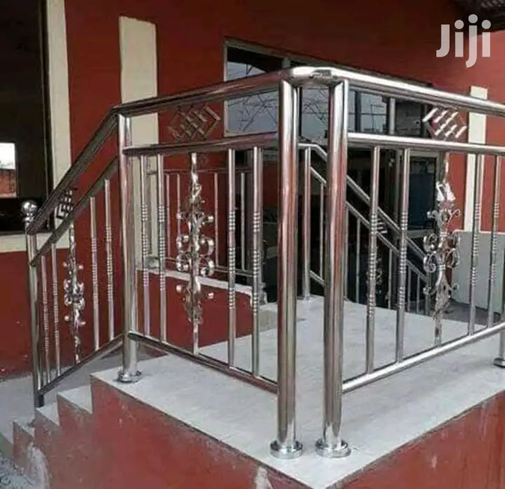 Steps Case Balustrades Well Installed