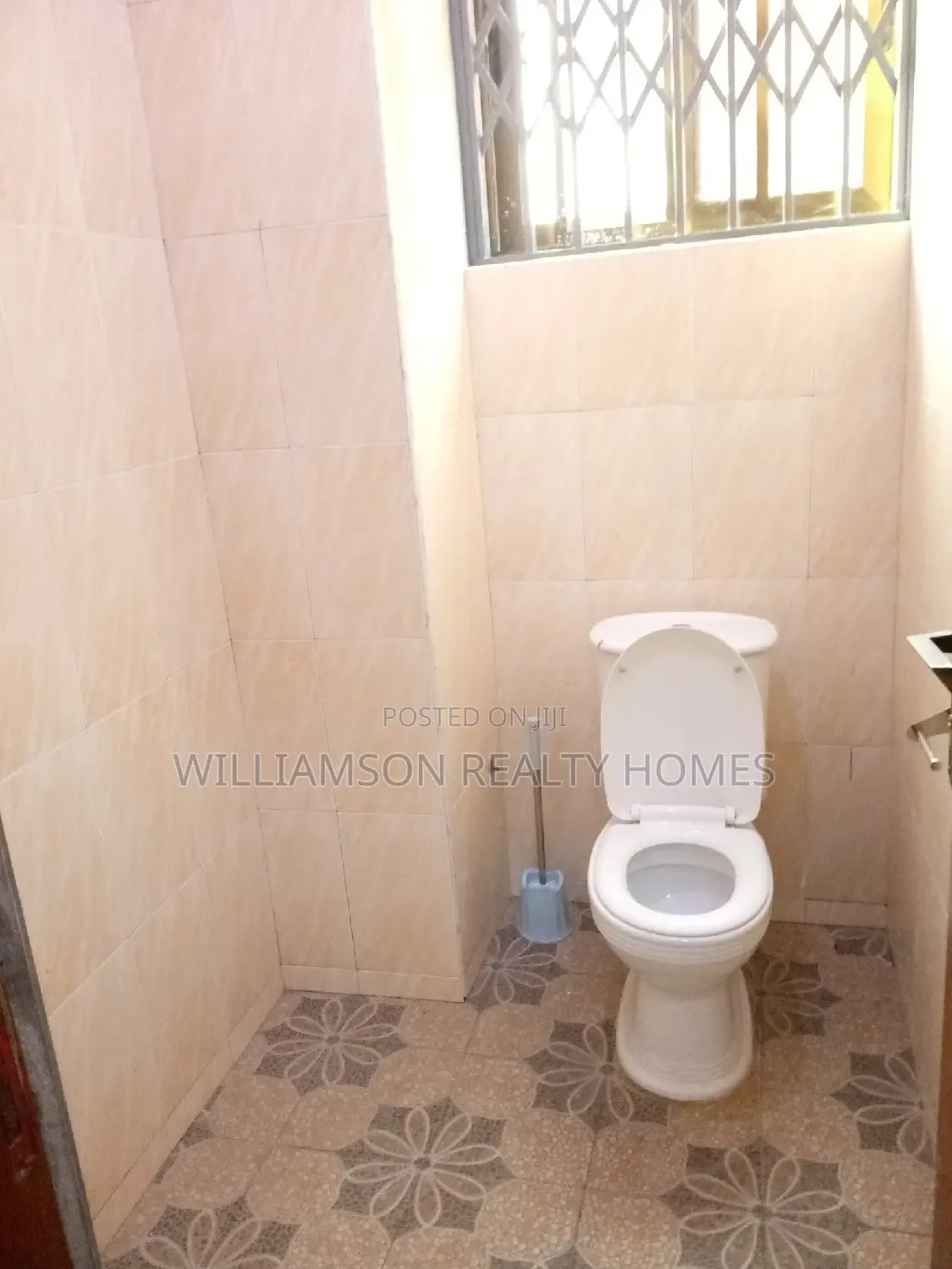 3bdrm Apartment in Community 18, Spintex for rent